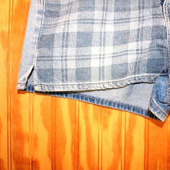 American Eagle Plaid Panel Denim Shorts - Size 6 - Picture 9 of 12